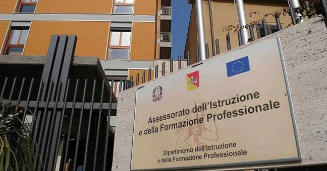 Regione Siciliana, sospeso avvio dei corsi: migliaia di cittadini rischiano di non ricevere sostegno Inps